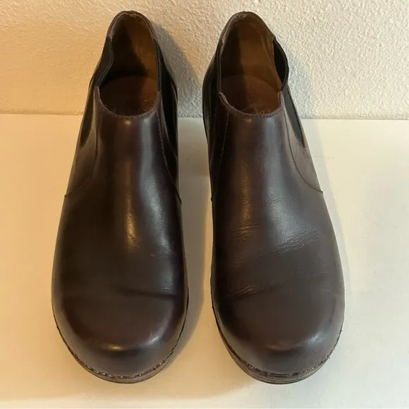Dansko Marilyn brown genuine leather chelsea clog ankle boots size 10.5 EU 41