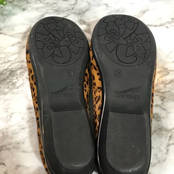 Dansko Olivia Leopard Print Calf Hair Loafer Size 38 EU (7.5/8 US)