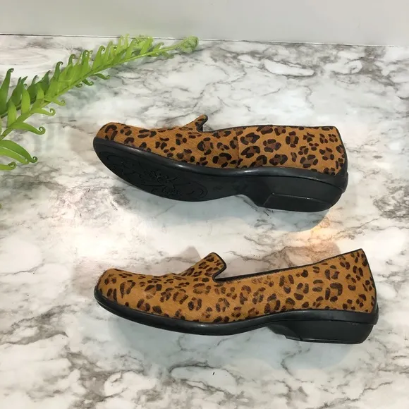 Dansko Olivia Leopard Print Calf Hair Loafer Size 38 EU (7.5/8 US)