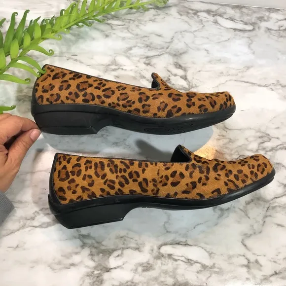 Dansko Olivia Leopard Print Calf Hair Loafer Size 38 EU (7.5/8 US)