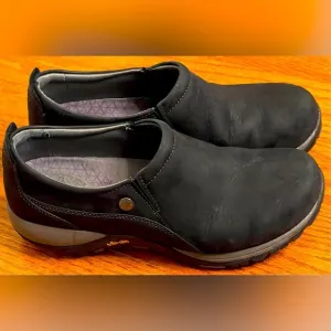 Dansko Patti‎ Women's Casual Shoes, Black Milled Nubuck, W40