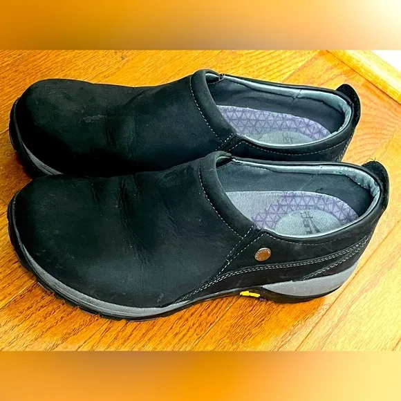 Dansko Patti‎ Women's Casual Shoes, Black Milled Nubuck, W40