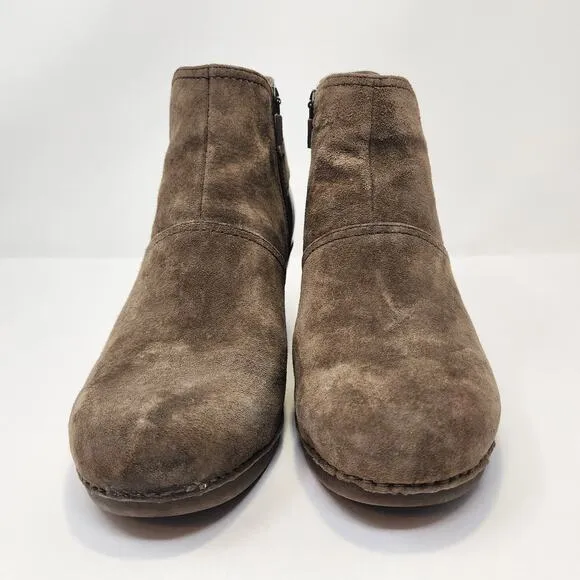 Dansko Women Shirley Wedge Ankle Boot Bootie Size 40 US 9.5 Brown Taupe Suede