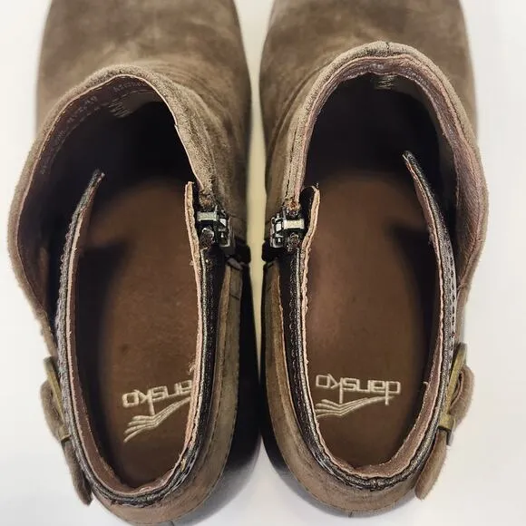 Dansko Women Shirley Wedge Ankle Boot Bootie Size 40 US 9.5 Brown Taupe Suede