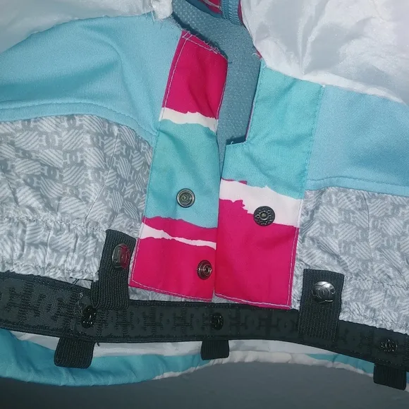 DC Shoes Exotex S Rare Bold Jagged Striped Snowboard Jacket in Pink &amp; Turquoise