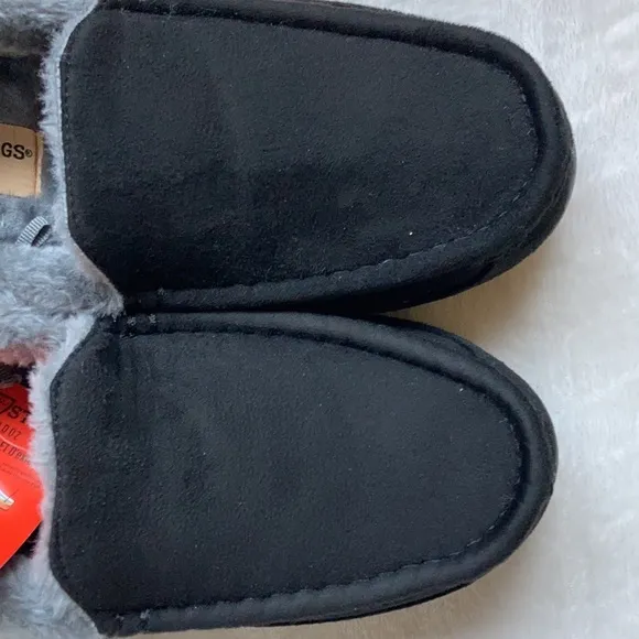 Deer Stags Men’s Spun Closed Toe Slip On Slippers