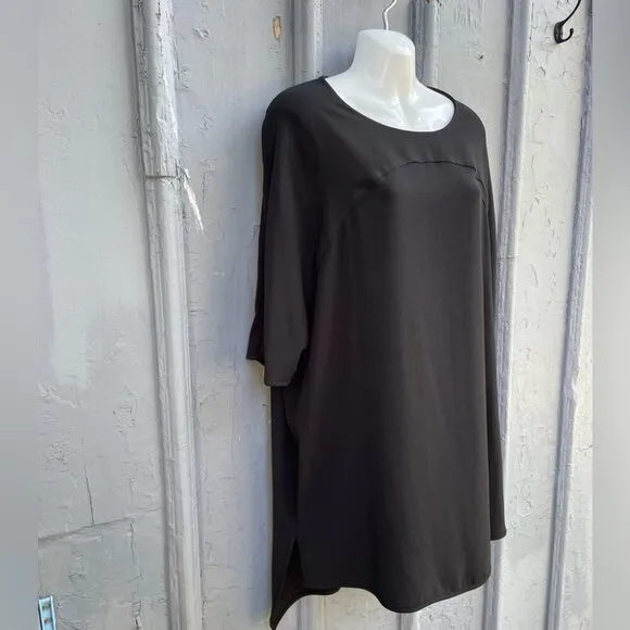 Diane Von Furstenberg Minimalist Madera Black Crepe Dress, size “P” Small