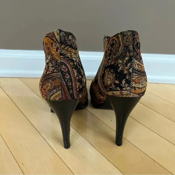 Diba Shoes Women Heeled Ankle Boots Booties Embroidered Paisley Black Gold Sz 10