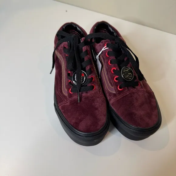 Disney x Vans Old Skool Stackform 'Poison Apple size 6