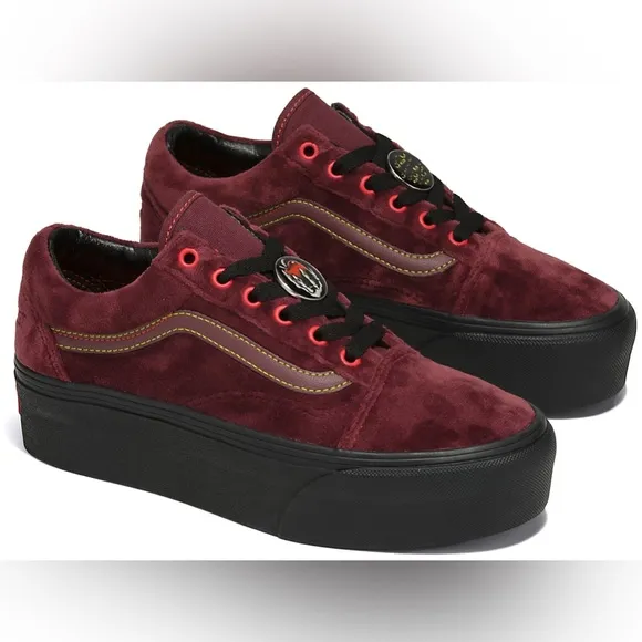 Disney x Vans Old Skool Stackform 'Poison Apple size 6