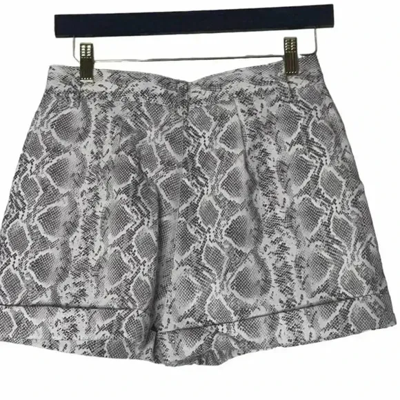 Divine Heritage - Vegan Snake Cuff Short NWT