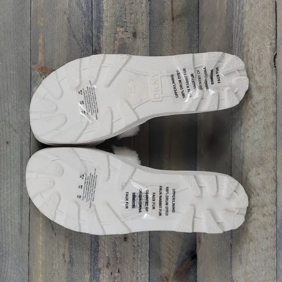 DKNY Logo Faux Fur Rabbit Women's Slides Slippers Beige