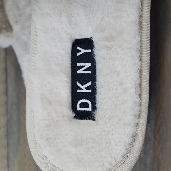 DKNY Logo Faux Fur Rabbit Women's Slides Slippers Beige