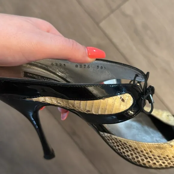 Dolce &amp; Gabbana Black and Yellow Women's Shoes