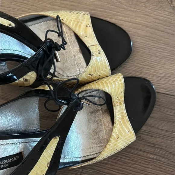 Dolce &amp; Gabbana Black and Yellow Women's Shoes