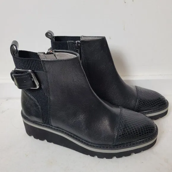 Donald J. Pliner Sz 6.5  Tinsley Wedge Black Ankle Boots Snake Print Cap…