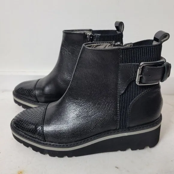 Donald J. Pliner Sz 6.5  Tinsley Wedge Black Ankle Boots Snake Print Cap…