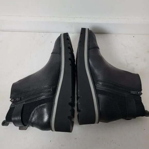 Donald J. Pliner Sz 6.5  Tinsley Wedge Black Ankle Boots Snake Print Cap…