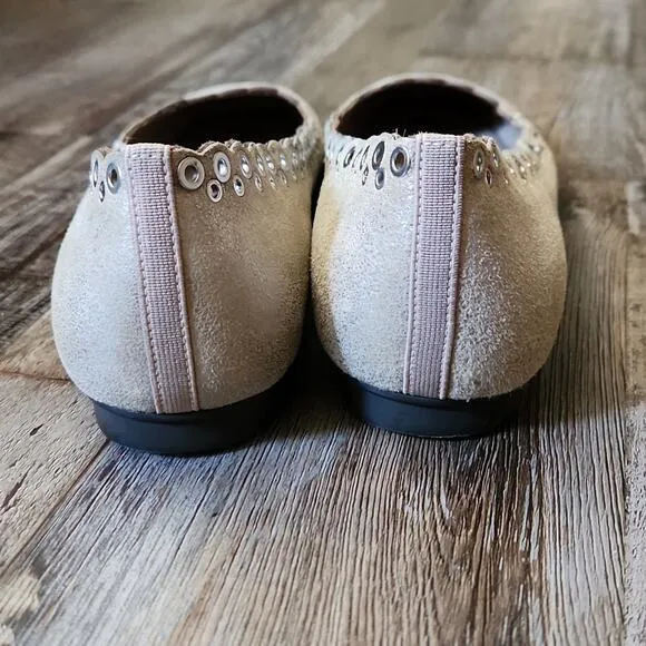 Donald Pliner Women's Metallic Taupe Suede Slip On Dana Flats Size 7.5 Grommets