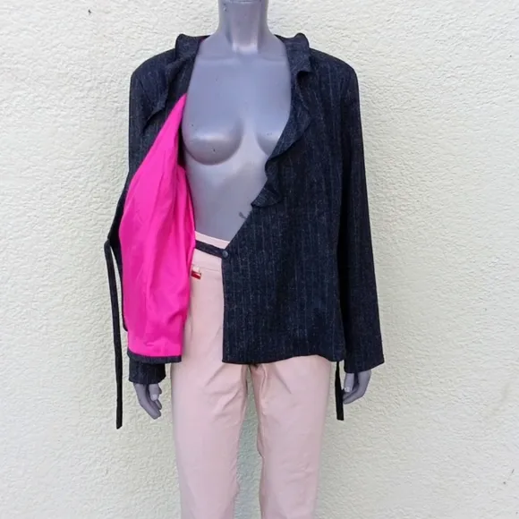DONNA RICCO LADIES CHARCOAL GREY PIN-STRIPED LUXURY SUITCOAT/BLAZER