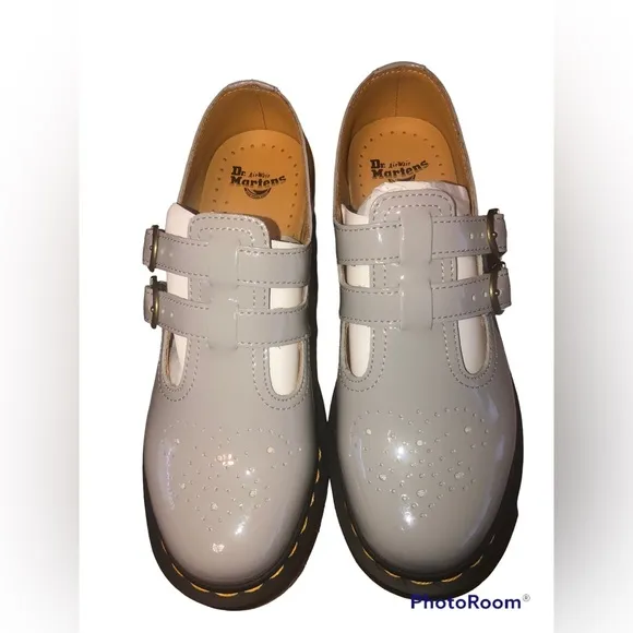DR. MARTEN’S 8065 PATENT LEATHER MARY JANE SHOES
