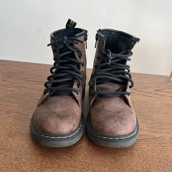 Dr. Martens Delaney Brown Leather Ankle Boots Brown With Zippers