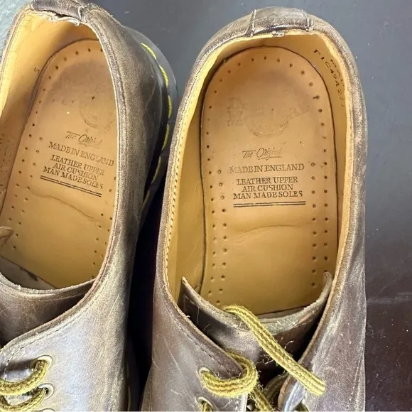 Dr Martens Men's 1561 Shoes England Size 5 Brown Leather Lug Sole Air Cushion