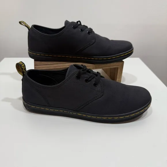 Dr. Martens Soho 3 Eye shoe