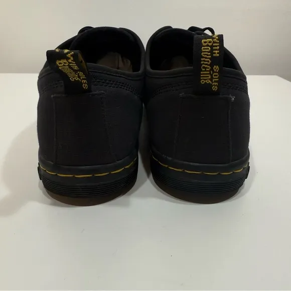 Dr. Martens Soho 3 Eye shoe