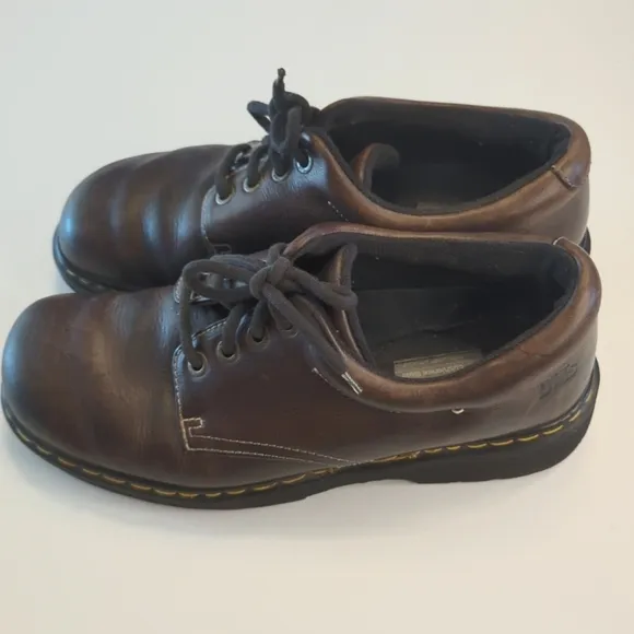 Dr. Martens Y2K Lace Up Oxford Shoes Size 11 Dark Brown England 9369 AW004 EUC