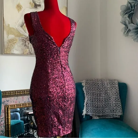 DRESS THE POPULATION MINI DRESS
