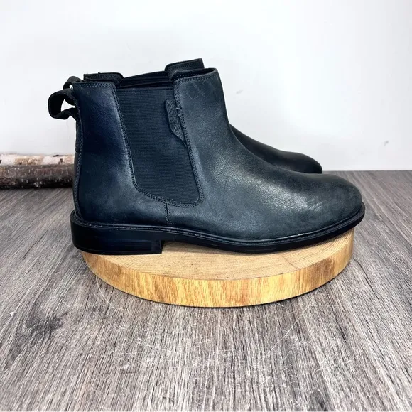 *Dunham | Men's Graham-dun Chelsea Boot in Black Leather Size 9.5D