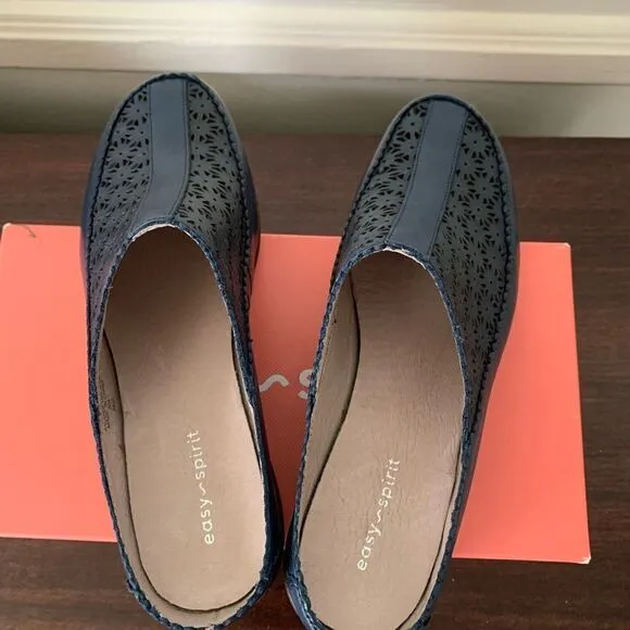 Easy Spirit  soft leather upper &amp; lining lightweight dusk clog cushioned size 9