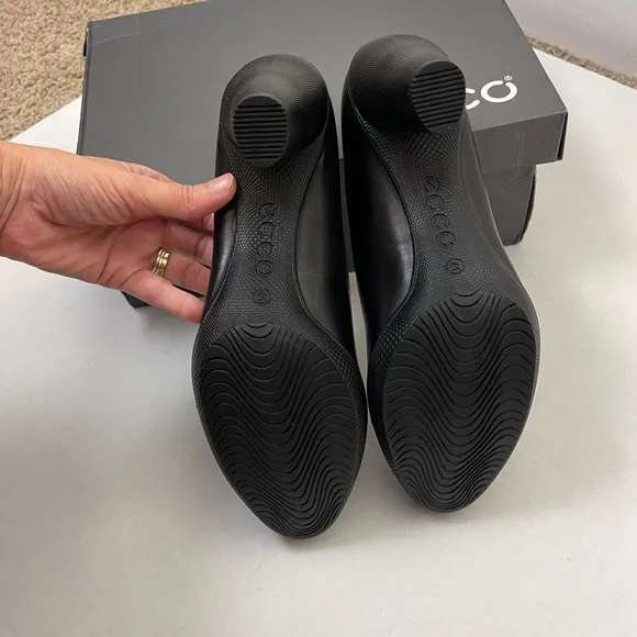 Ecco Black Sculptured 75 Leather Pump Heels NEW 10-10.5 / EU 41
