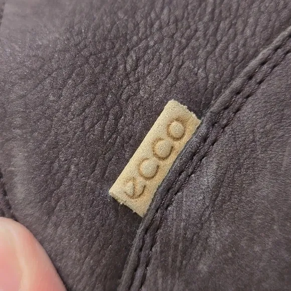 Ecco Dark Gray Low Top Ankle Boots Size 8