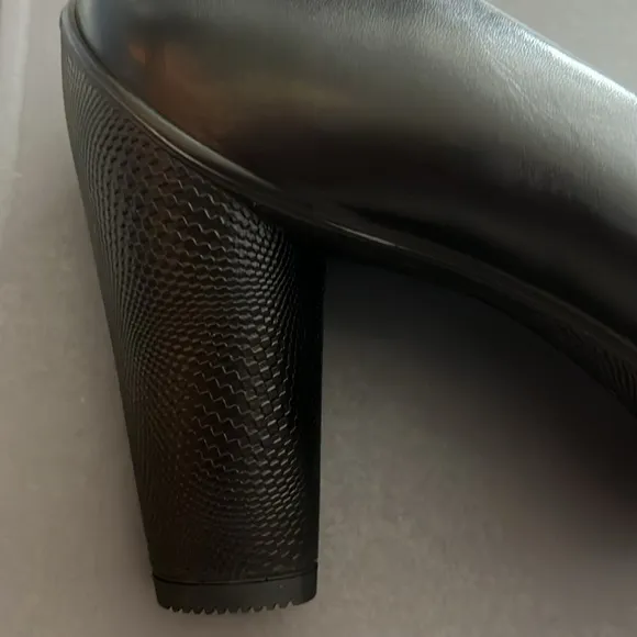 Ecco Sculptured 75 Black Leather Pump Heels, Size EU 41 | US 10-10.5 New in Box