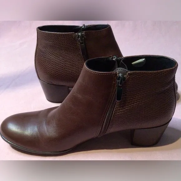 ECCO Shape 39 Zip Brown ankle Boots size 8-8.5