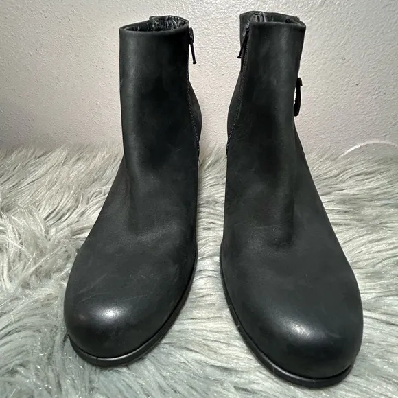 ECCO Women's Touch 75 Ankle Bootie Size 41