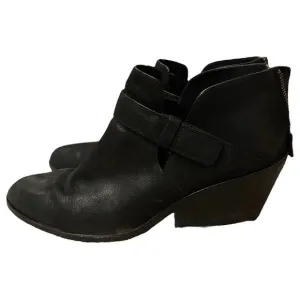 Eileen fisher black suede bootie boots ankle size 10