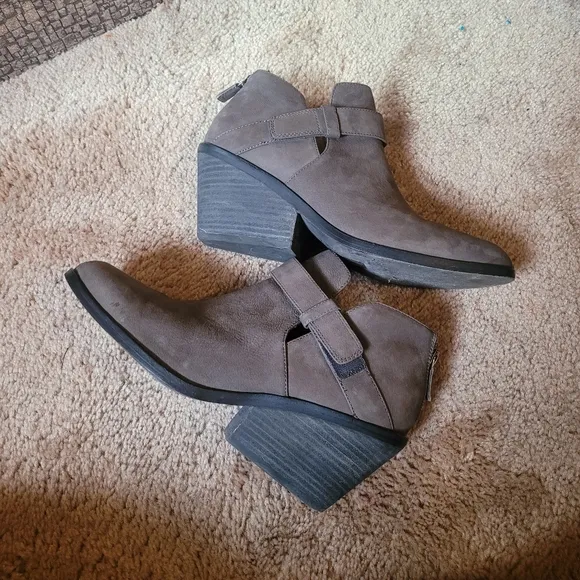 Eileen Fisher‎ Ives Tumbled Nubuck Bootie Women Size 9  Ankle Boots