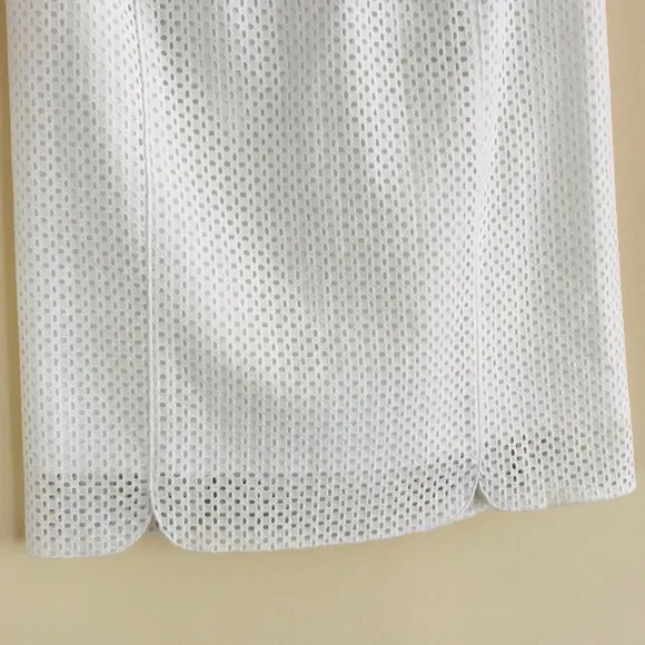 ELIE TAHARI MOLLY White Eyelet Lace Skirt Size 2 Wedding Office Scallop