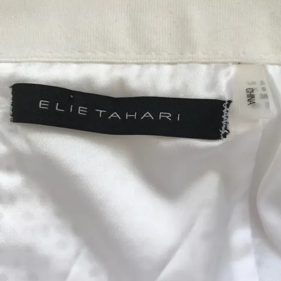 ELIE TAHARI MOLLY White Eyelet Lace Skirt Size 2 Wedding Office Scallop