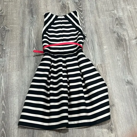 Eliza J Dress 12  Stripe Fit &amp; Flare Party Cocktail Wedding Luxury