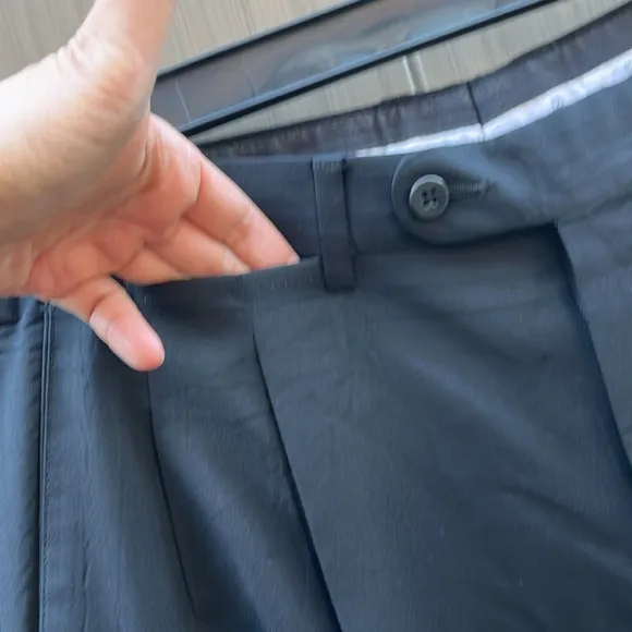 Ermenegildo Zegna Wool Dress Pants sz 34 Pleated Cuff Quiet Luxury Old Money