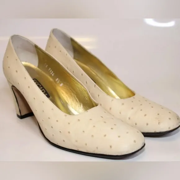 Escada Vintage 8.5 Ivory GENUINE Ostrich Leather Square Toe Pumps Shoes
