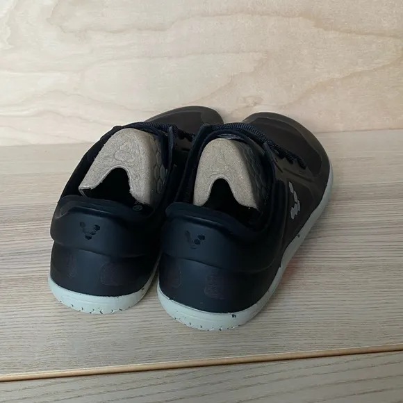 ♠️EU41 Vivobarefoot all weather primus