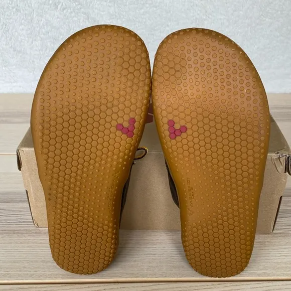 EU42 Vivobarefoot brown dress shoes
