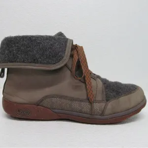 EUC - Chaco Barbary Nickel Gray Chukka Boots - size 8.5