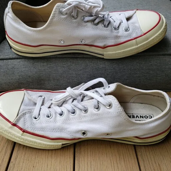 EUC CTAS Converse vintage old school canvas low top white 162065C (10M - 12W)