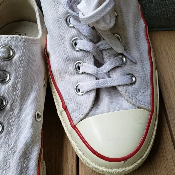 EUC CTAS Converse vintage old school canvas low top white 162065C (10M - 12W)